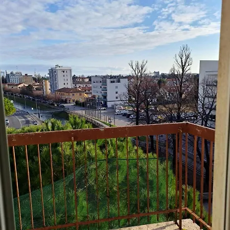 Panorama 6 Beds In *